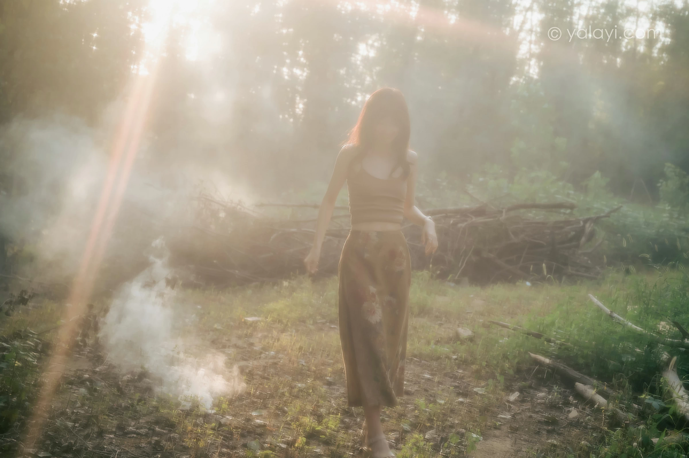 [YALAYI雅拉伊]NO.691 《梦境》 佳佳 橙色性感小背心加短裙私房写真第13张