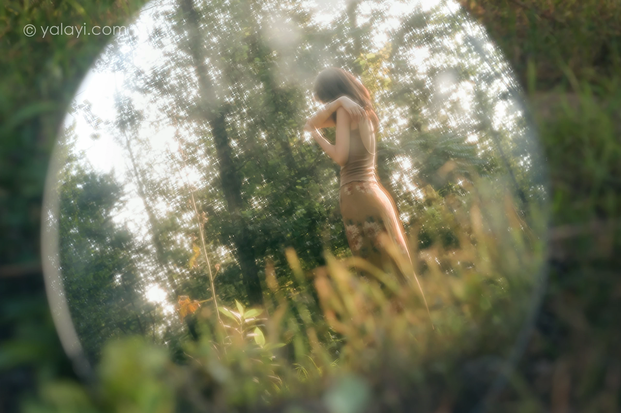 [YALAYI雅拉伊]NO.691 《梦境》 佳佳 橙色性感小背心加短裙私房写真第11张