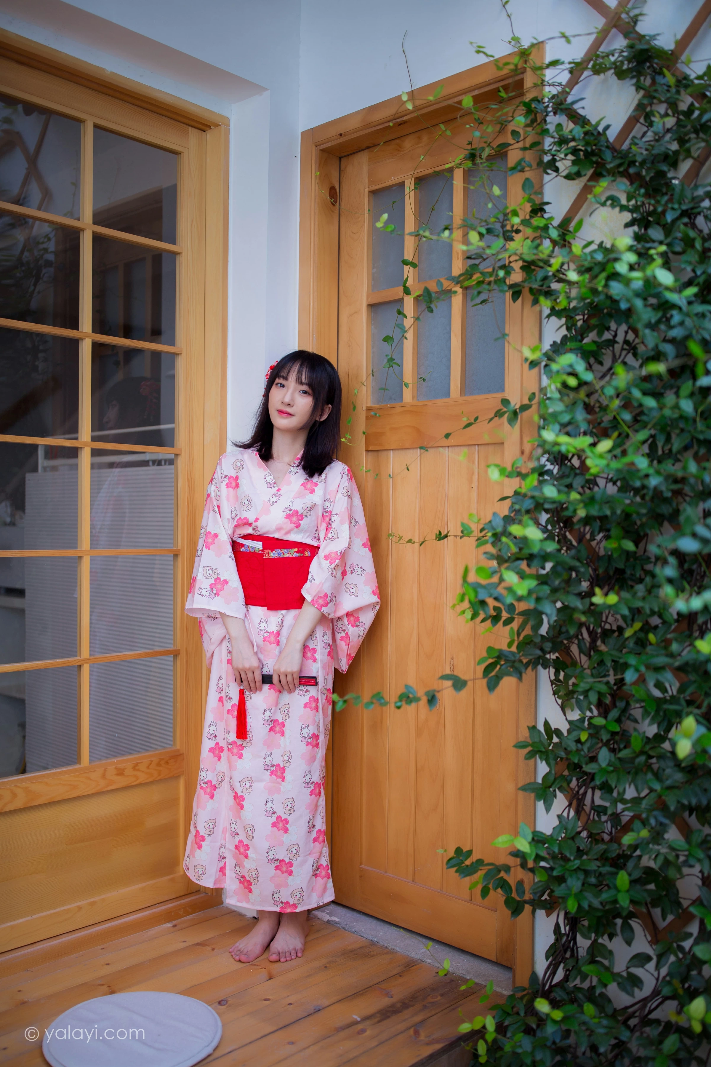 [YALAYI雅拉伊]NO.706 《樱花精灵》 落落 粉色和服性感私房写真集第6张