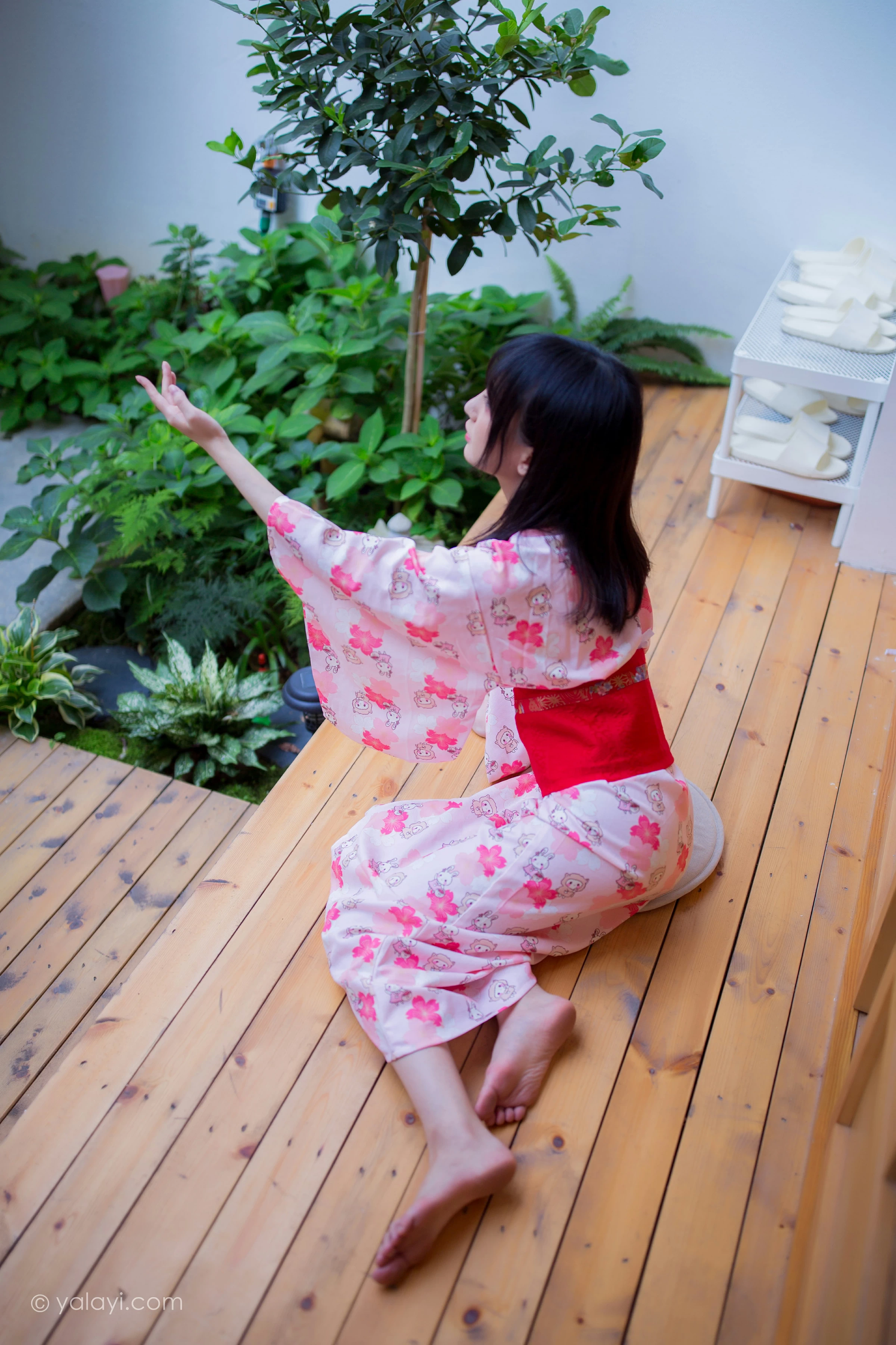 [YALAYI雅拉伊]NO.706 《樱花精灵》 落落 粉色和服性感私房写真集第10张