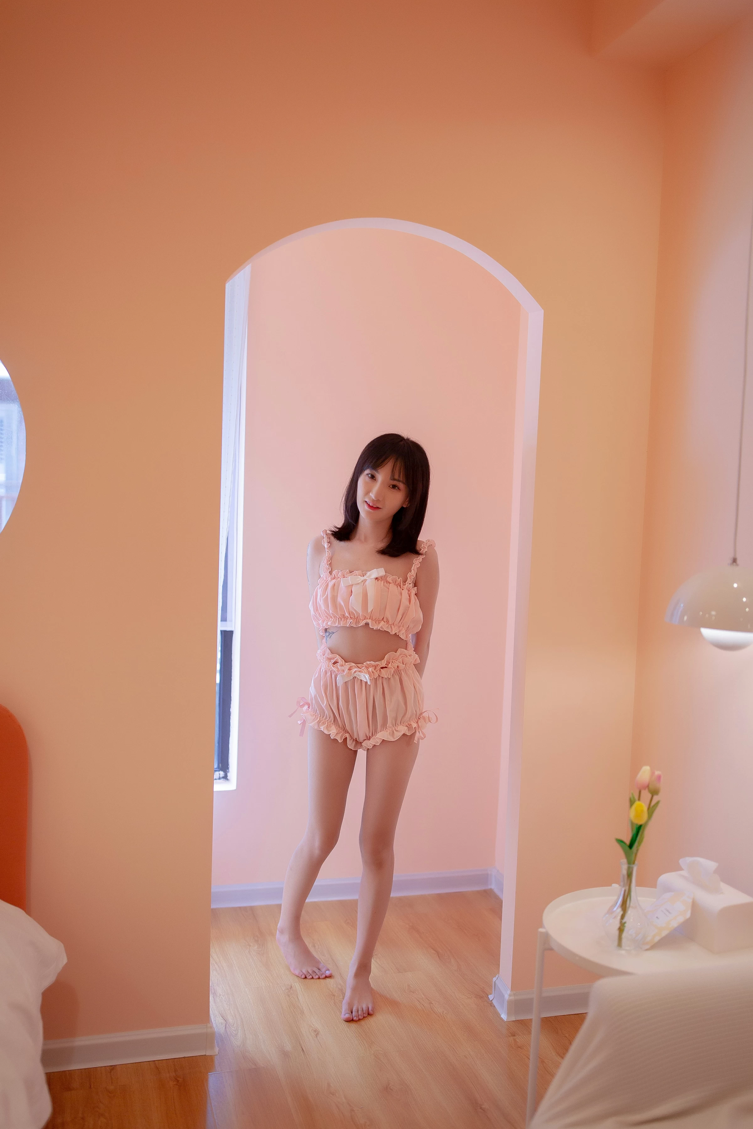 [YALAYI雅拉伊]NO.697 《女友宅日志》 落落 粉色情情趣内衣加短裤性感私房写真集第6张