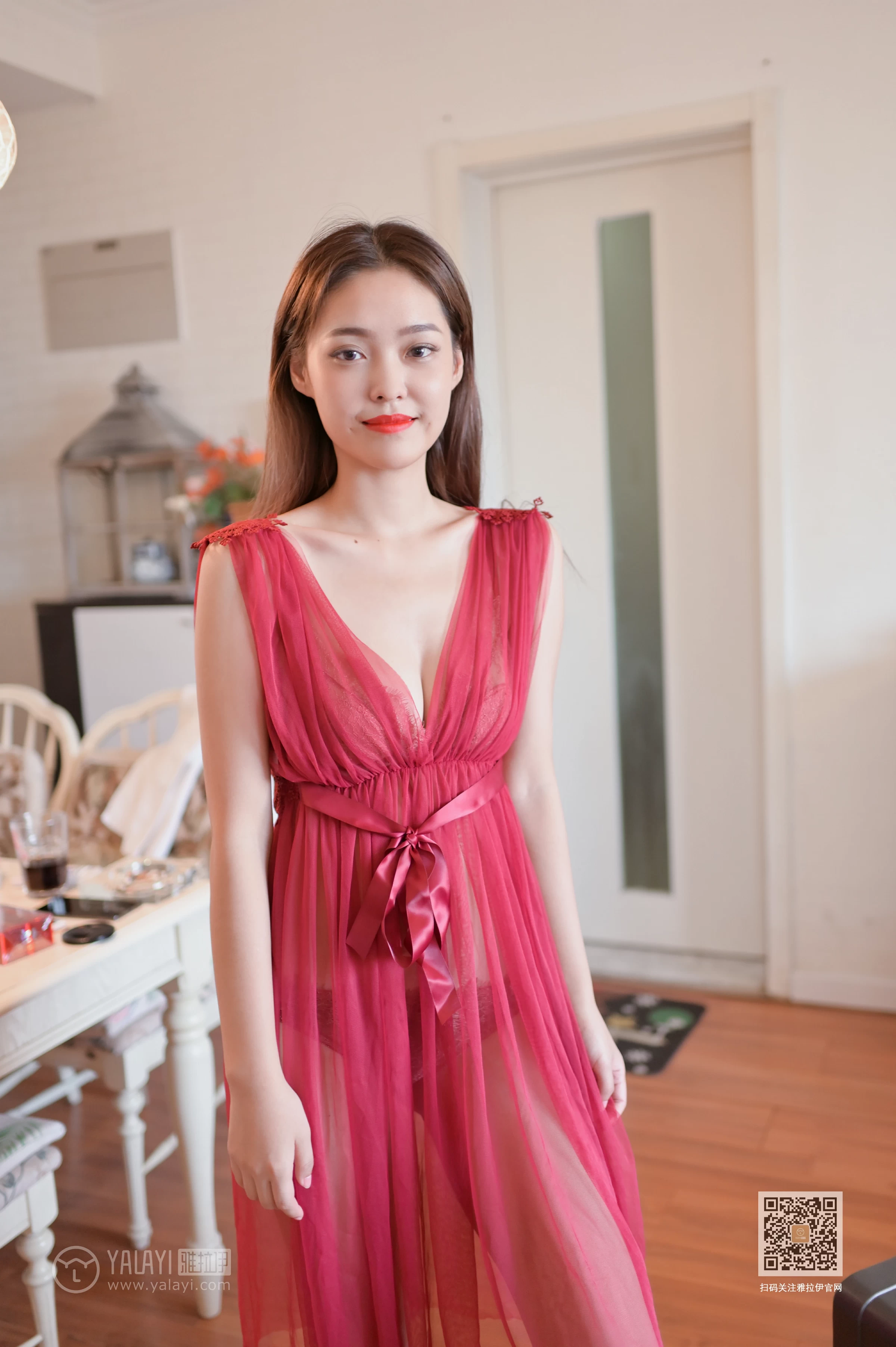 [YALAYI雅拉伊]Vol.446 红拂女 出尘 白色透视情趣连衣裙居家性感私房写真集第14张