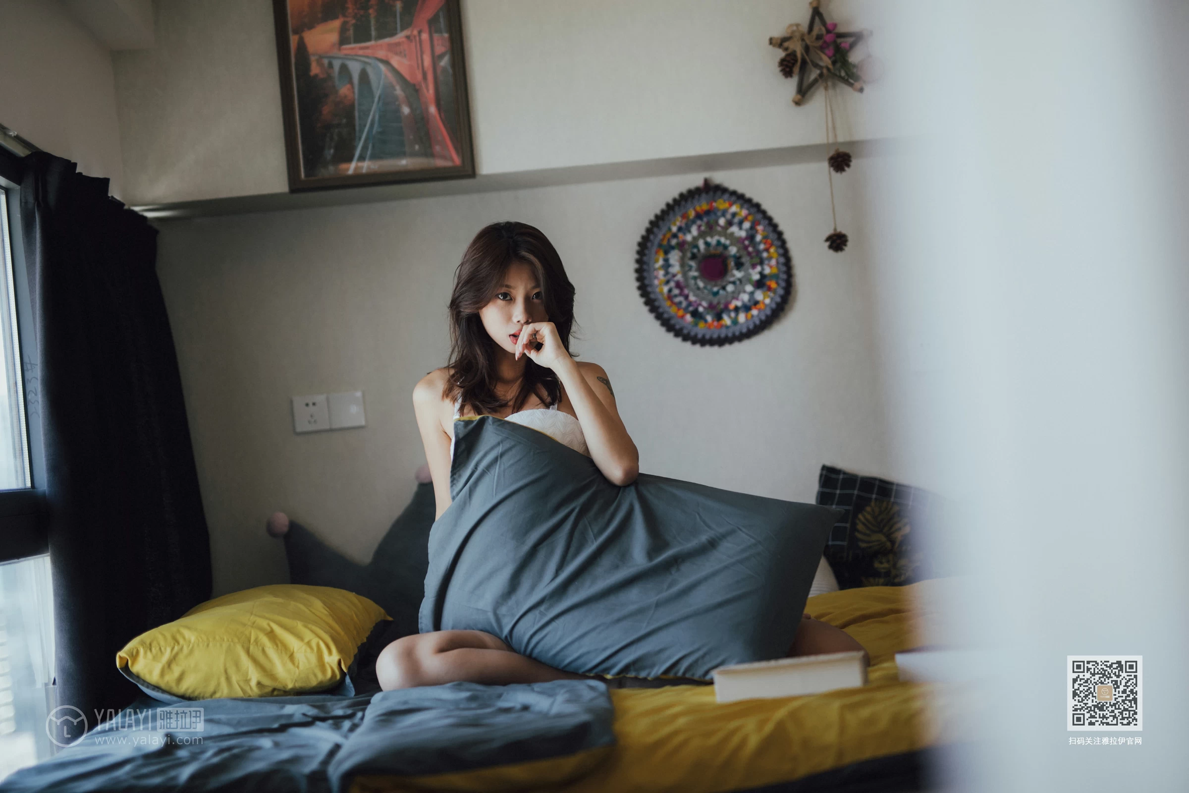[YALAYI雅拉伊]Vol.448 靡靡之音 静初 白色蕾丝内衣居家性感私房写真集第4张