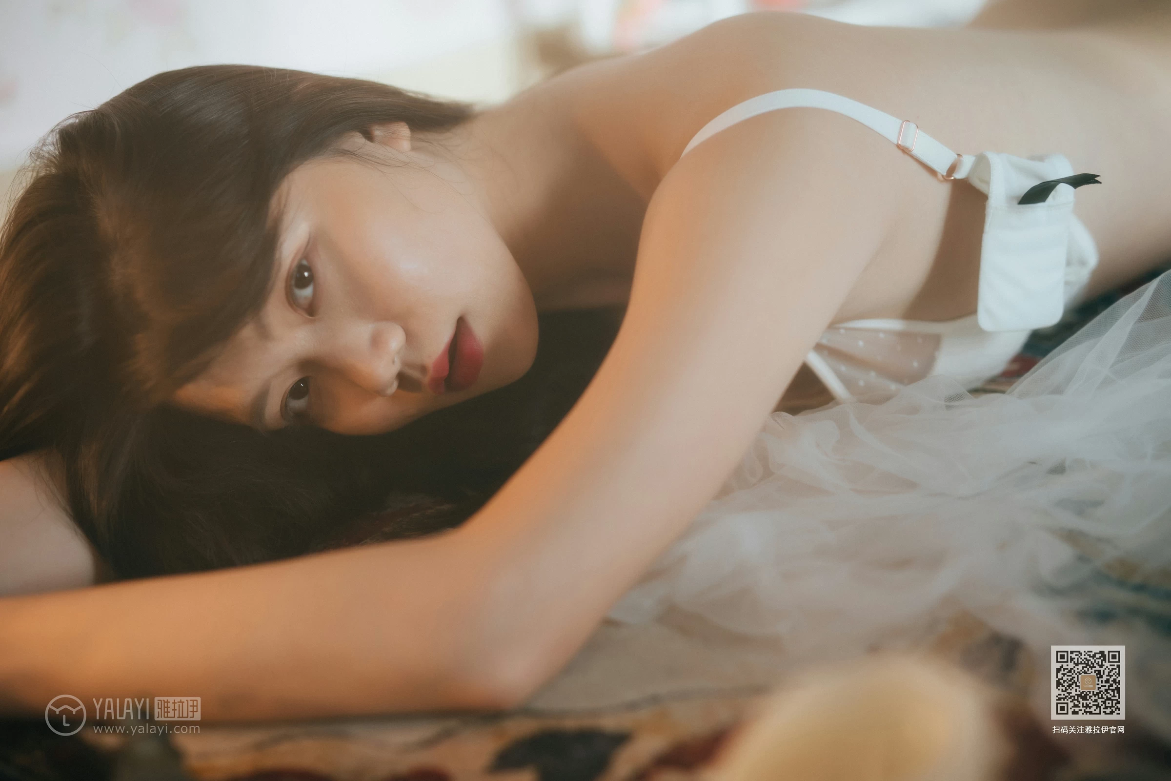 [YALAYI雅拉伊]Vol.451 唯一的你 倪倪 白色透视情趣内衣性感私房写真集第12张