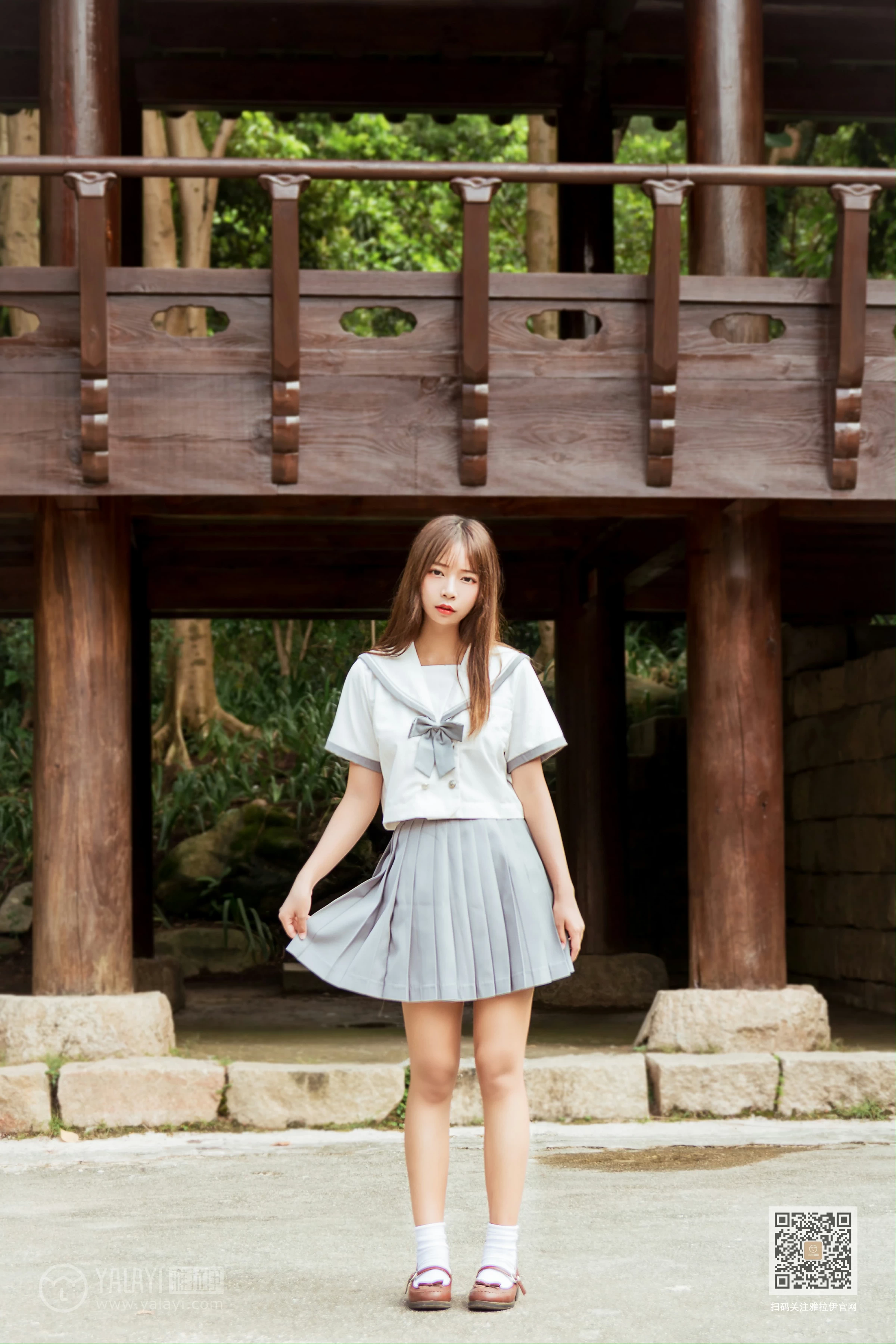 [YALAYI雅拉伊]Vol.471 越秀百褶裙少女 阿禾 日本高中女生制服加短裙性感私房写真集第7张