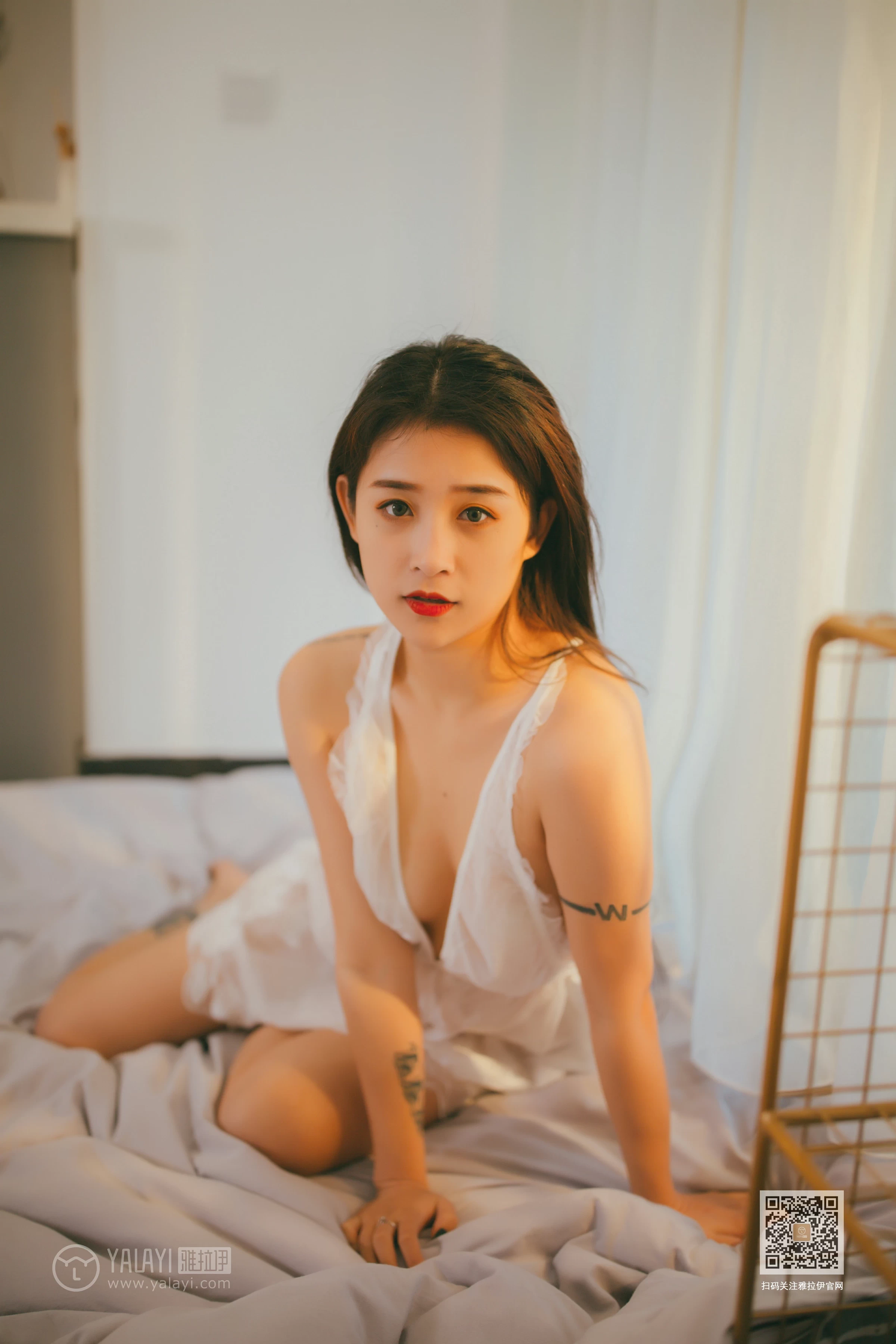 [YALAYI雅拉伊]Vol.536 吹弹可破 素素 白色透视情趣内衣裙性感私房写真集第10张