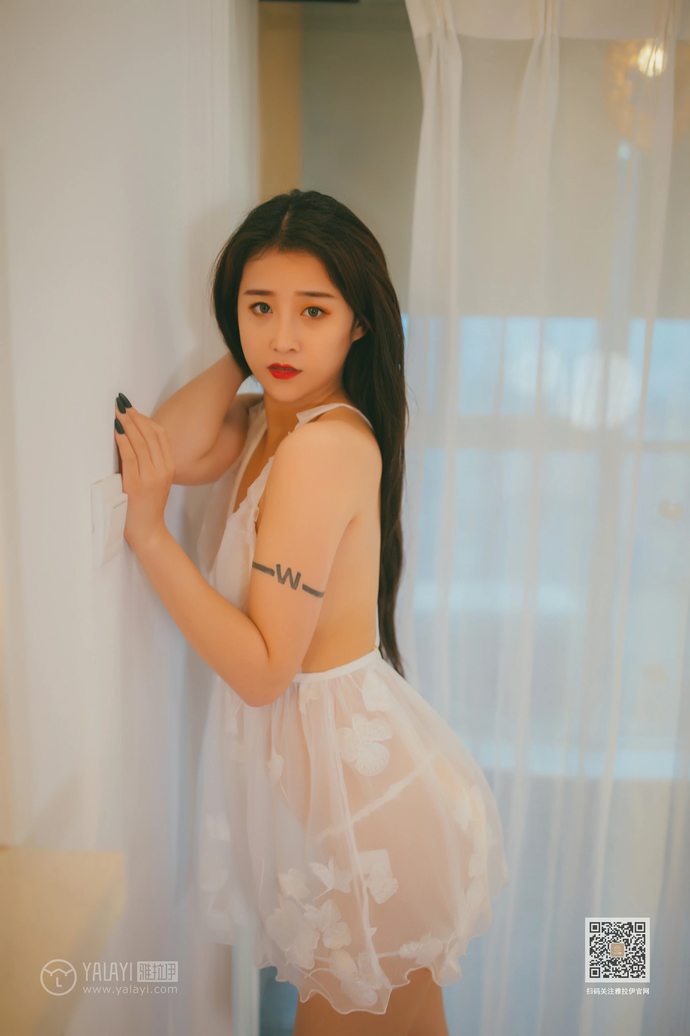 [YALAYI雅拉伊]Vol.536 吹弹可破 素素 白色透视情趣内衣裙性感私房写真集第18张