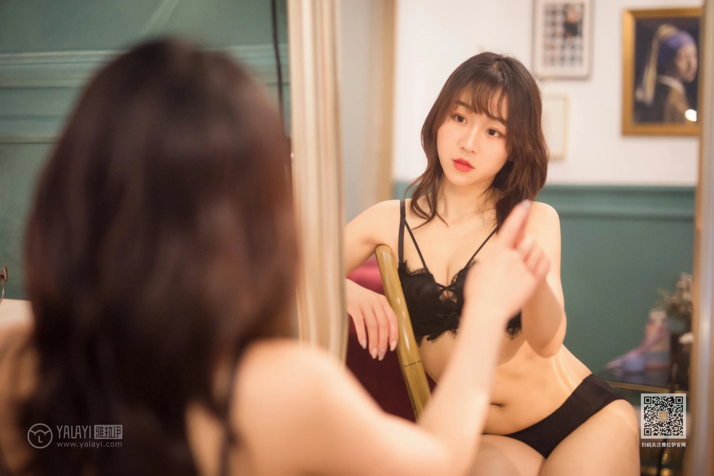 [YALAYI雅拉伊]Vol.537 撒娇女友最好命 小颖 黑色蕾丝情趣内衣性感私房写真集第8张