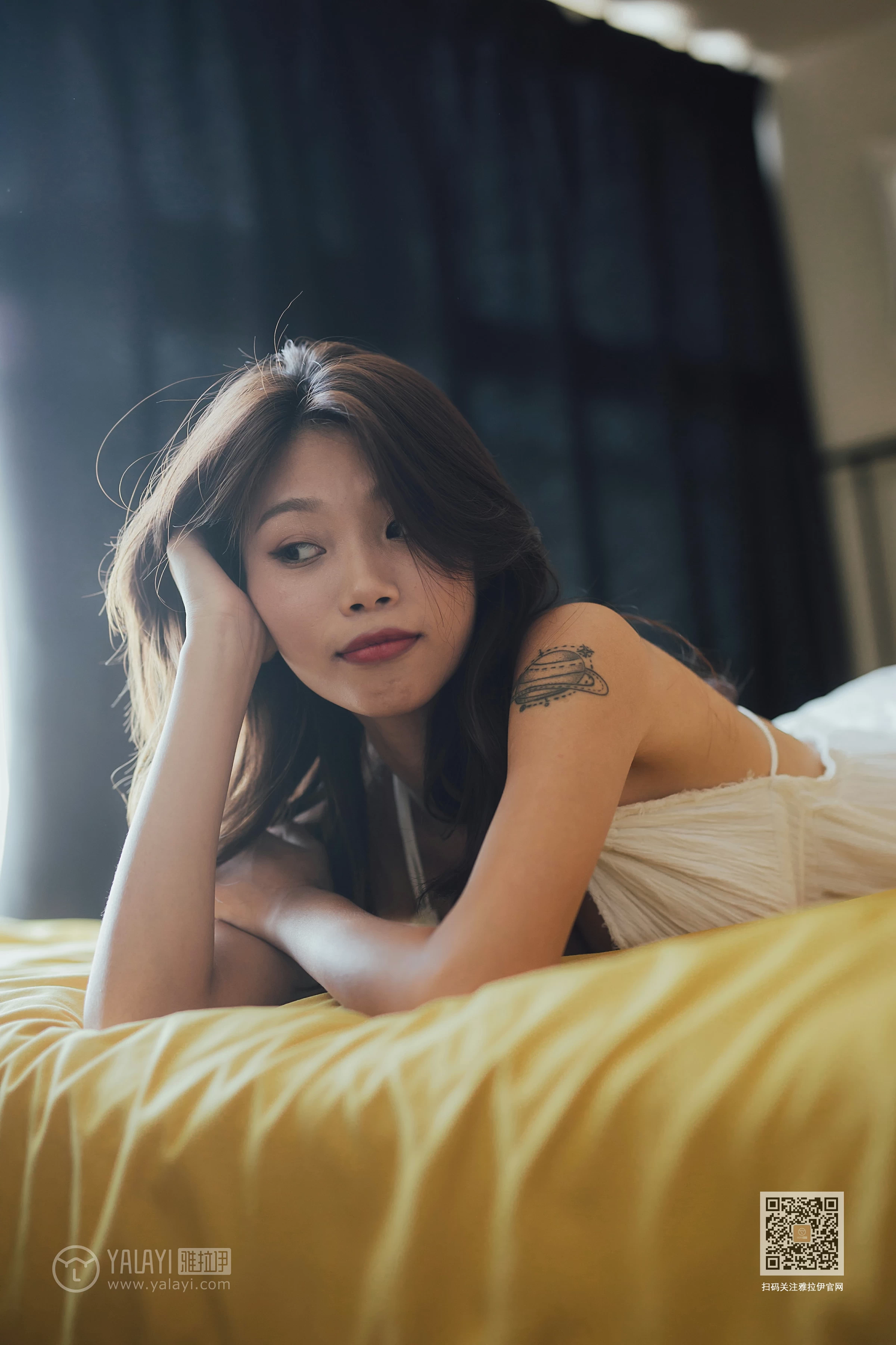 [YALAYI雅拉伊]Vol.523 薄纱雾绕 静初 白色透视吊带睡衣裙性感私房写真集第6张