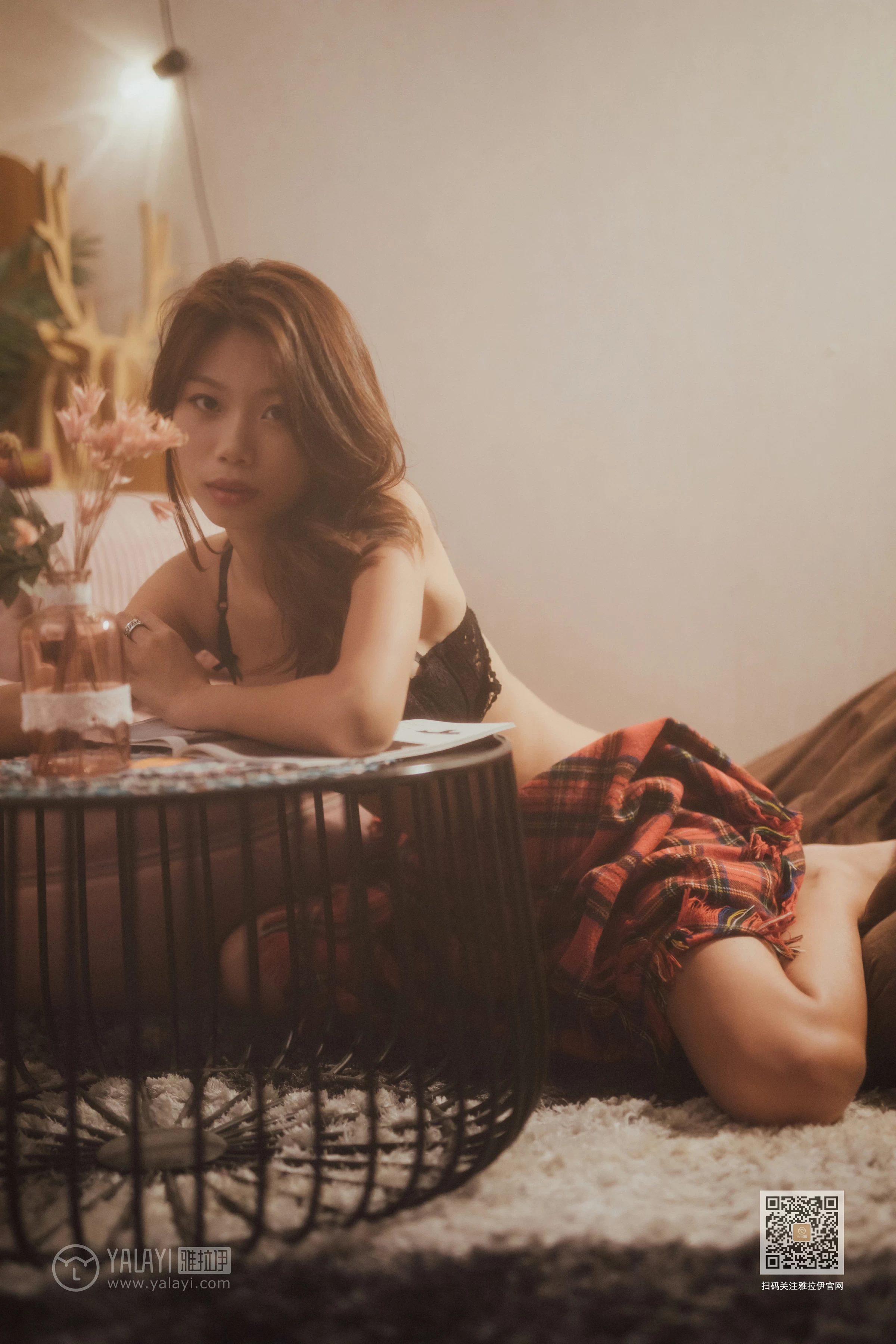 [YALAYI雅拉伊]Vol.548 梦境里的情人 静初 黑色蕾丝内衣性感私房写真集第8张