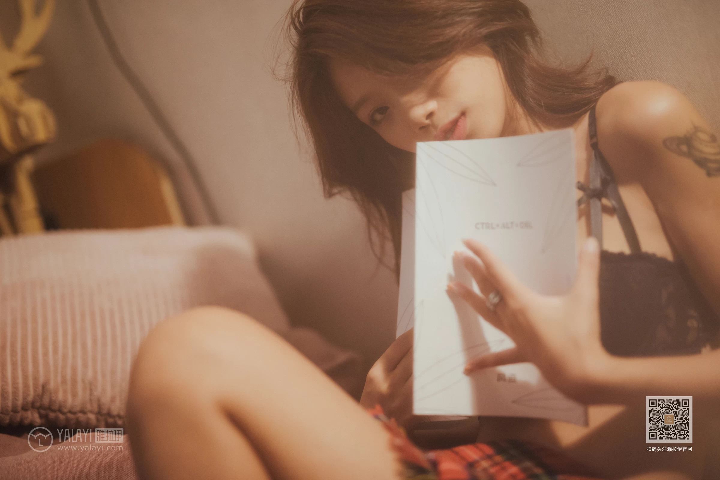 [YALAYI雅拉伊]Vol.548 梦境里的情人 静初 黑色蕾丝内衣性感私房写真集第10张