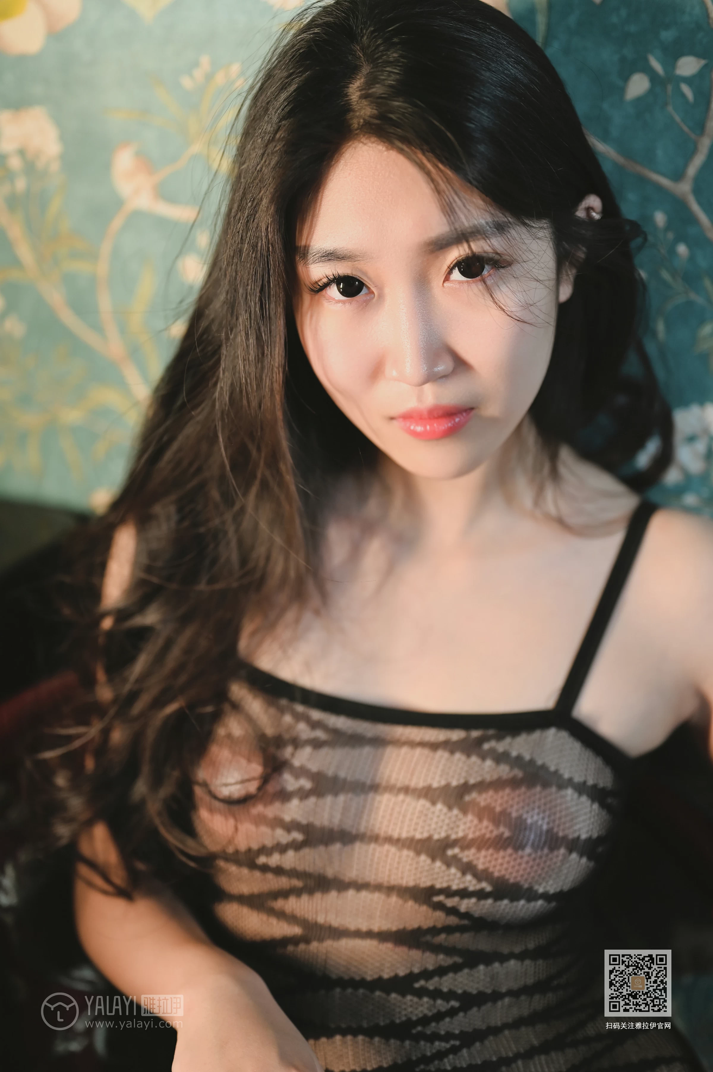[YALAYI雅拉伊]Vol.578 情人箭 玫瑰 黑色透视情趣渔网衣性感私房写真集第4张
