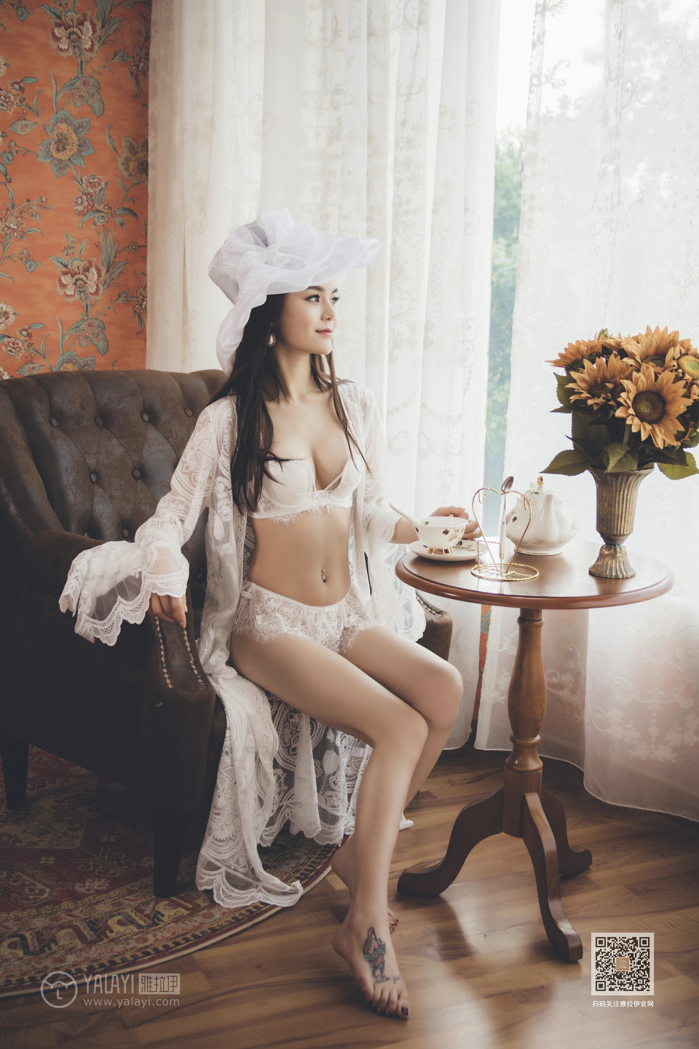 [YALAYI雅拉伊]Vol.594 第一次拍写真 蓉蓉 白色镂空睡衣加白色蕾丝内衣性感私房写真集第4张