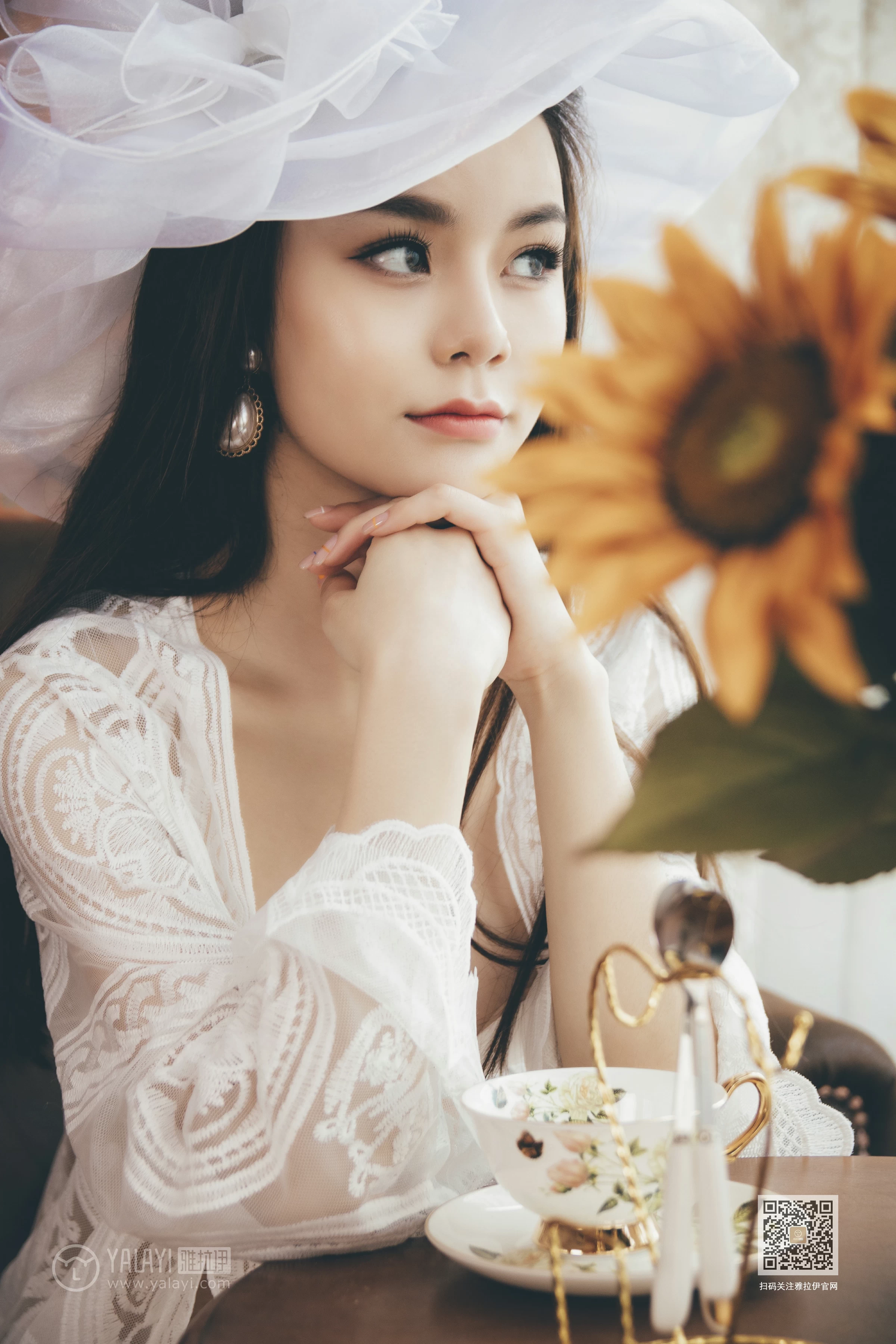 [YALAYI雅拉伊]Vol.594 第一次拍写真 蓉蓉 白色镂空睡衣加白色蕾丝内衣性感私房写真集第7张