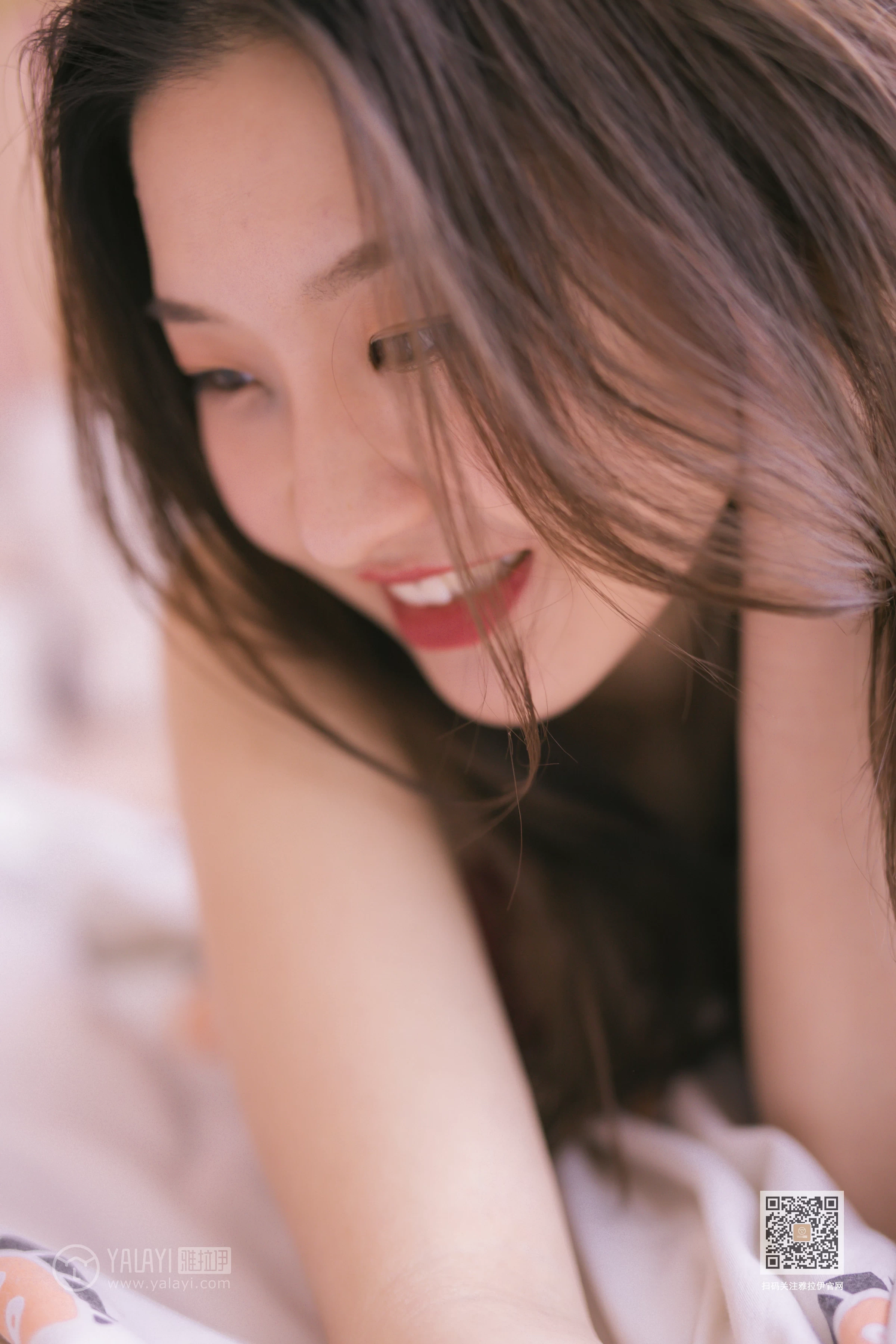 [YALAYI雅拉伊]NO.641 《青春期少女》 明月 红色蕾丝内衣性感私房写真集第11张