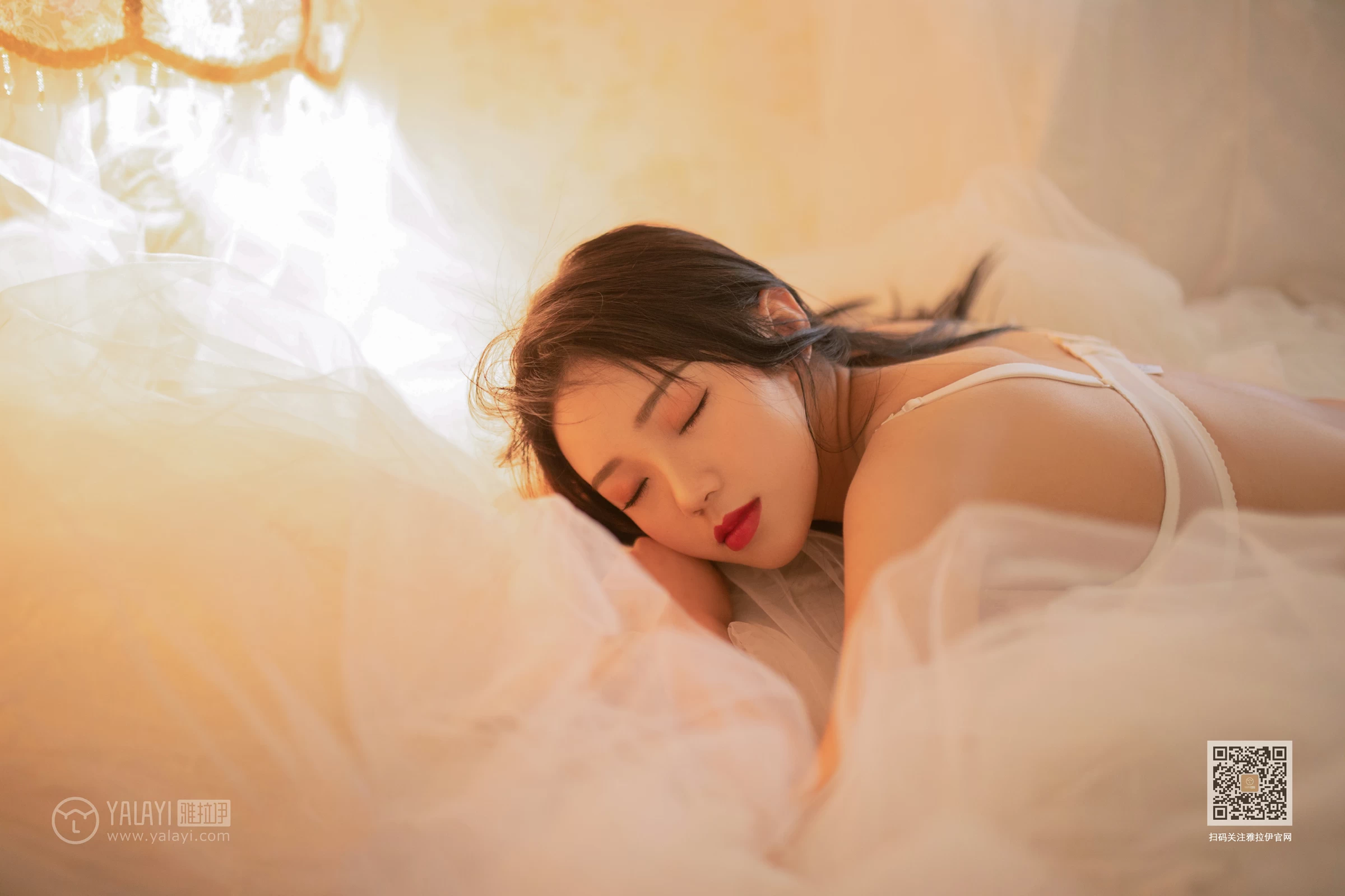 [YALAYI雅拉伊]NO.646 《荷尔蒙》 慕可 白色蕾丝内衣性感私房写真集第6张
