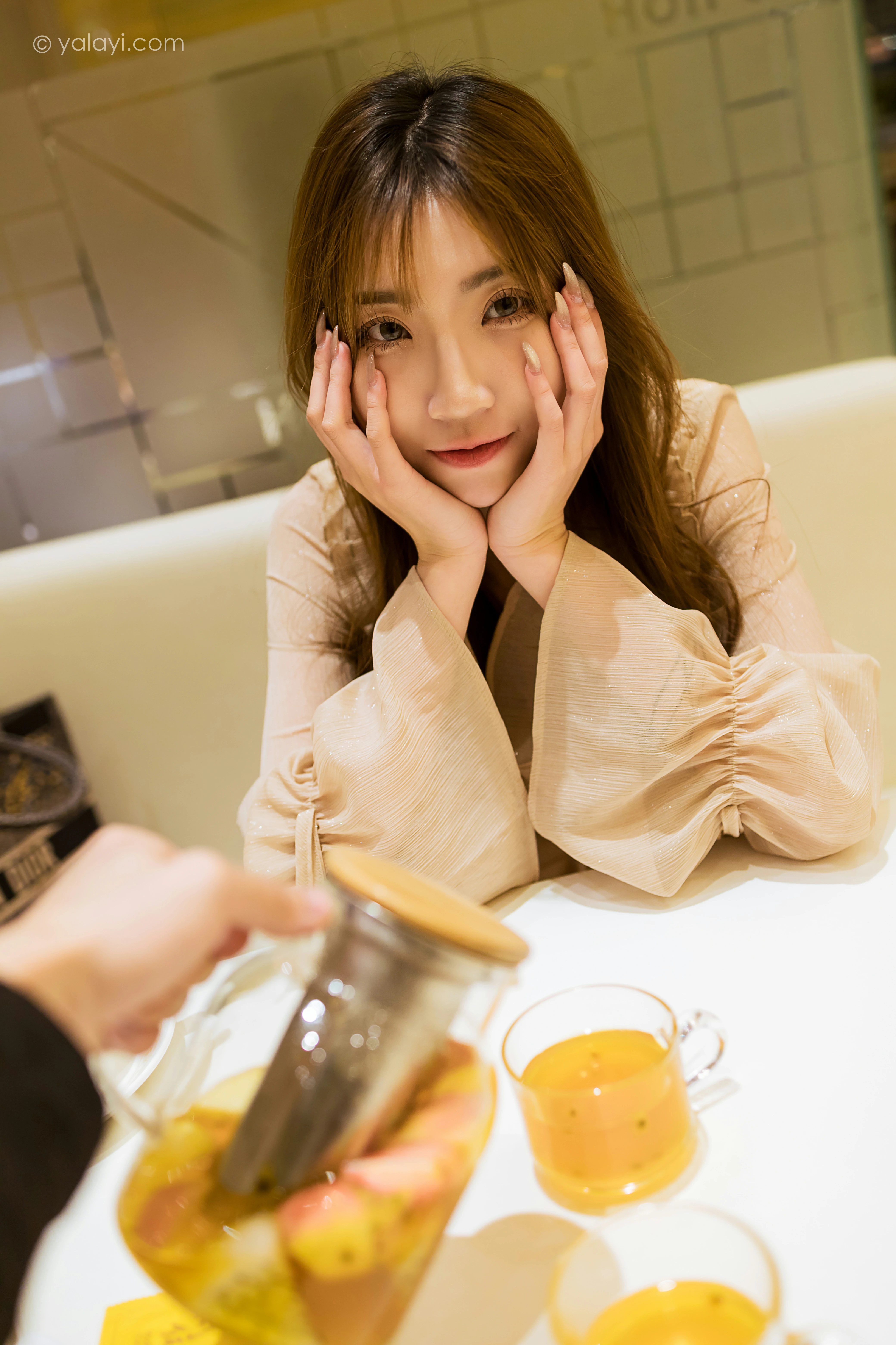 [YALAYI雅拉伊]NO.782 牵你的手 小乔 粉色透视连衣裙清纯可爱写真集第12张