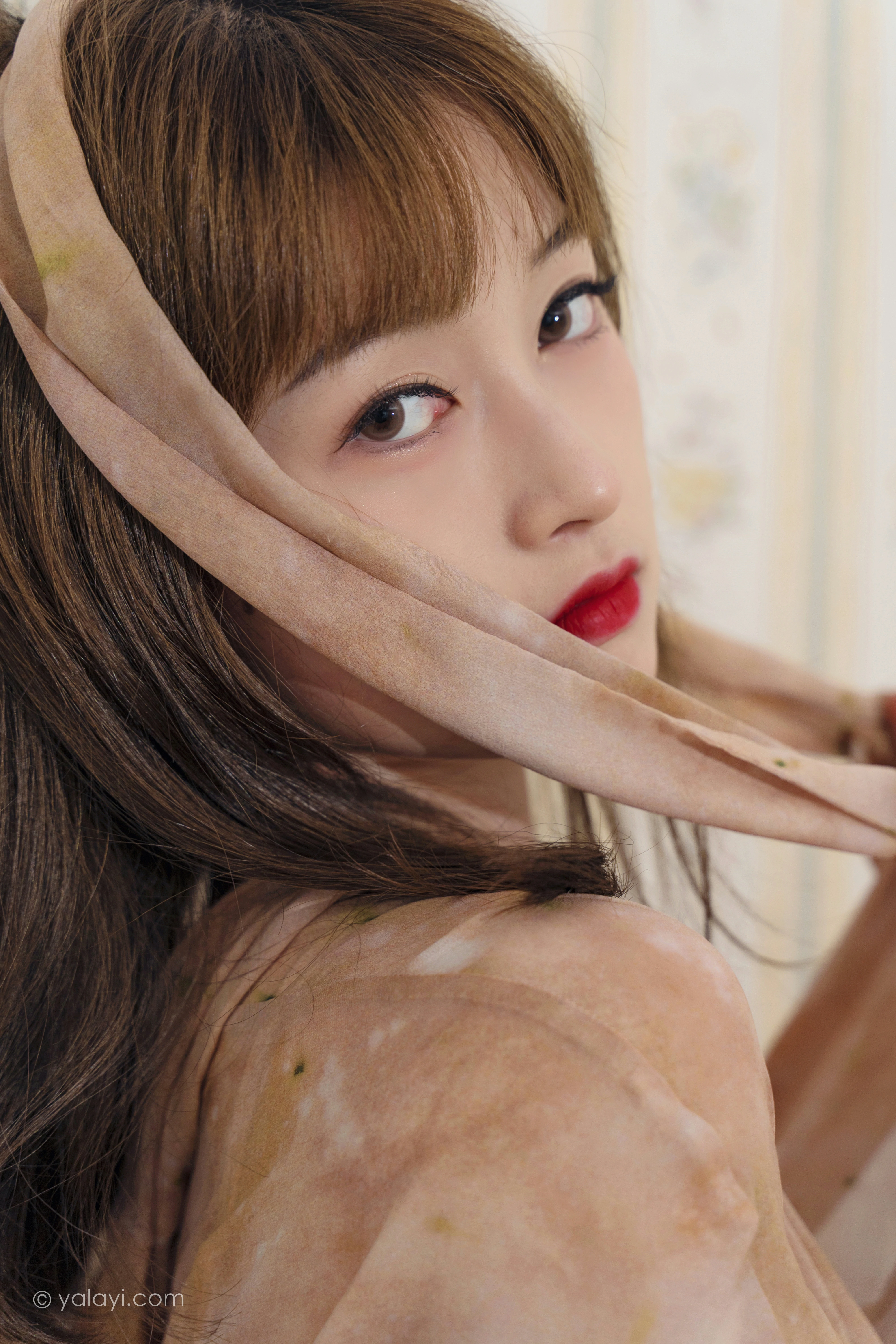 [YALAYI雅拉伊]NO.844 温柔以待 京京 粉色衬衫与短裙加蕾丝内衣性感私房写真集第12张