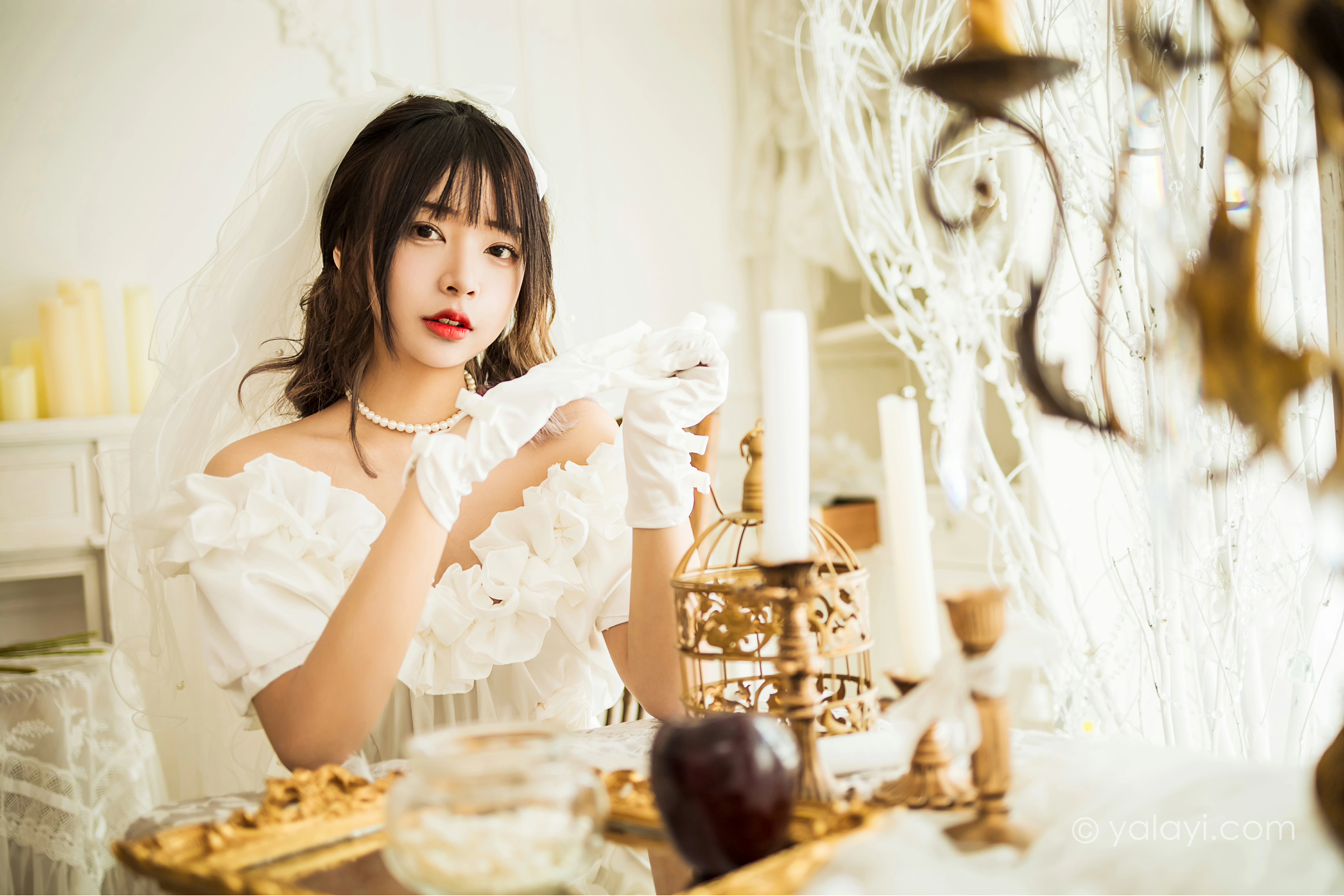 [YALAYI雅拉伊]NO.862 美丽的梦 阿禾 白色抹胸婚纱性感写真集第7张