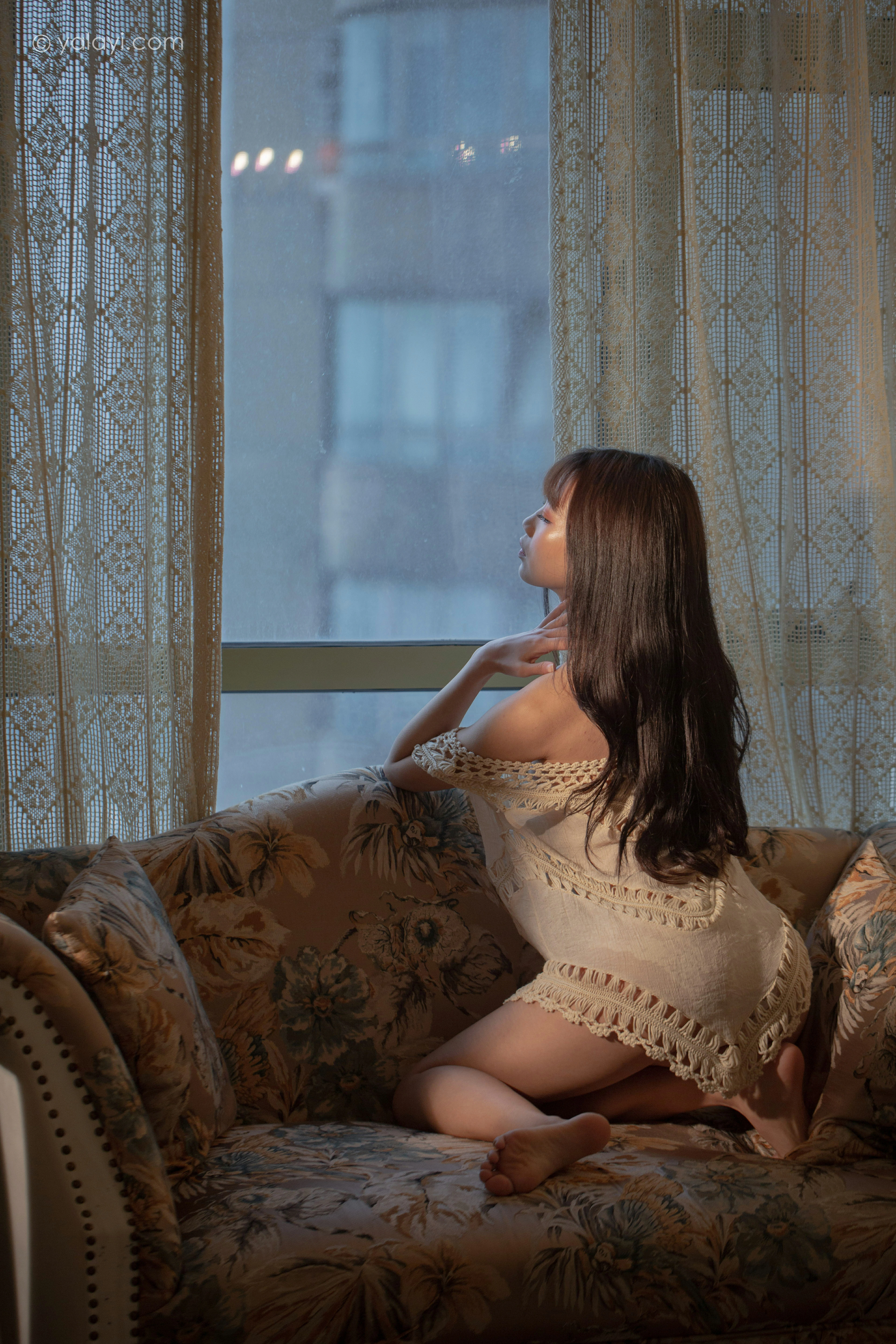 [YALAYI雅拉伊]NO.776 频来入梦 丽雅 白色镂空睡衣性感私房写真集第2张