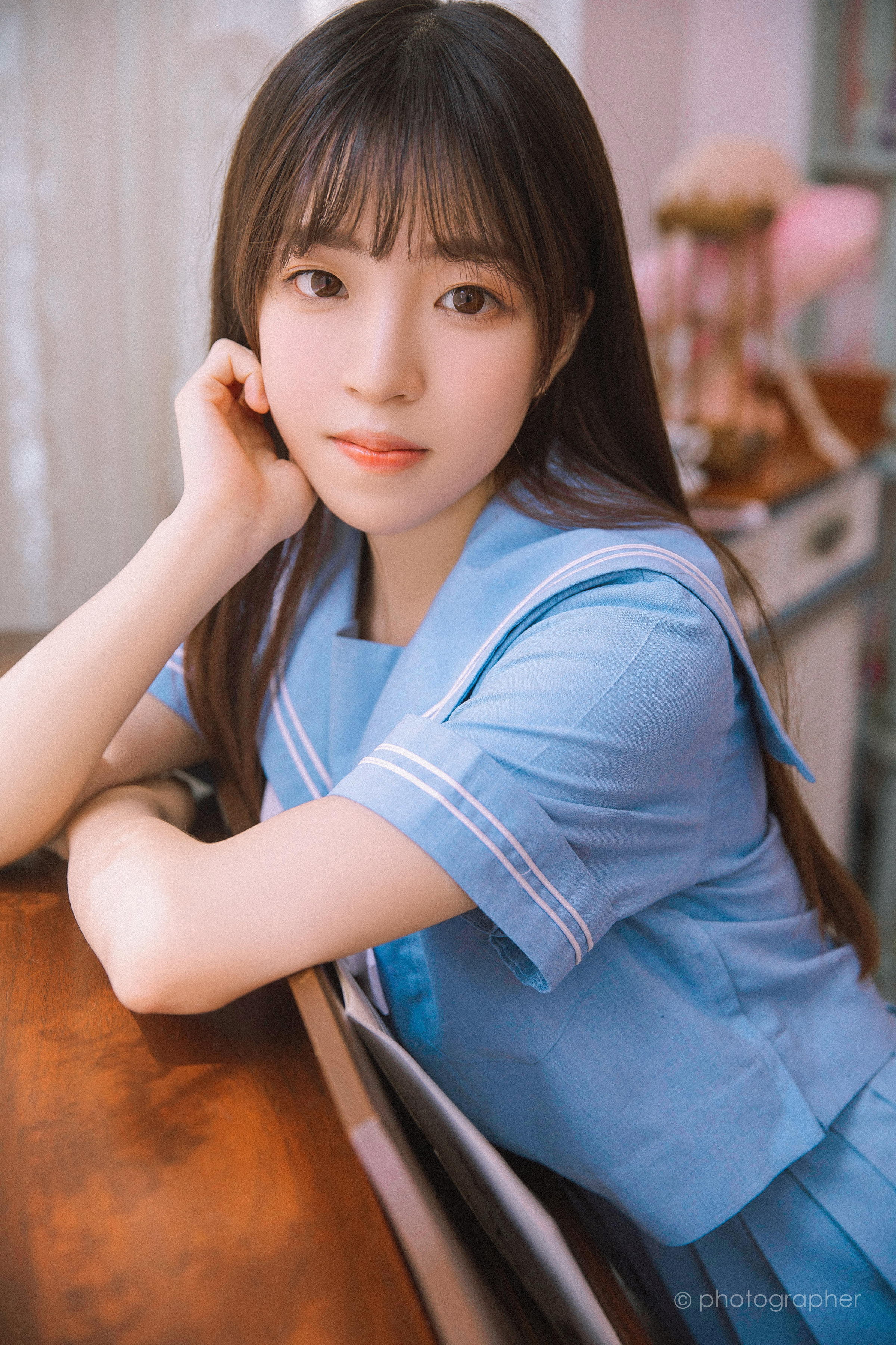 [YALAYI雅拉伊]2022.04.18 感觉良好 青春美少女 蓝色JK水手制服与粉色内衣性感私房写真集第4张