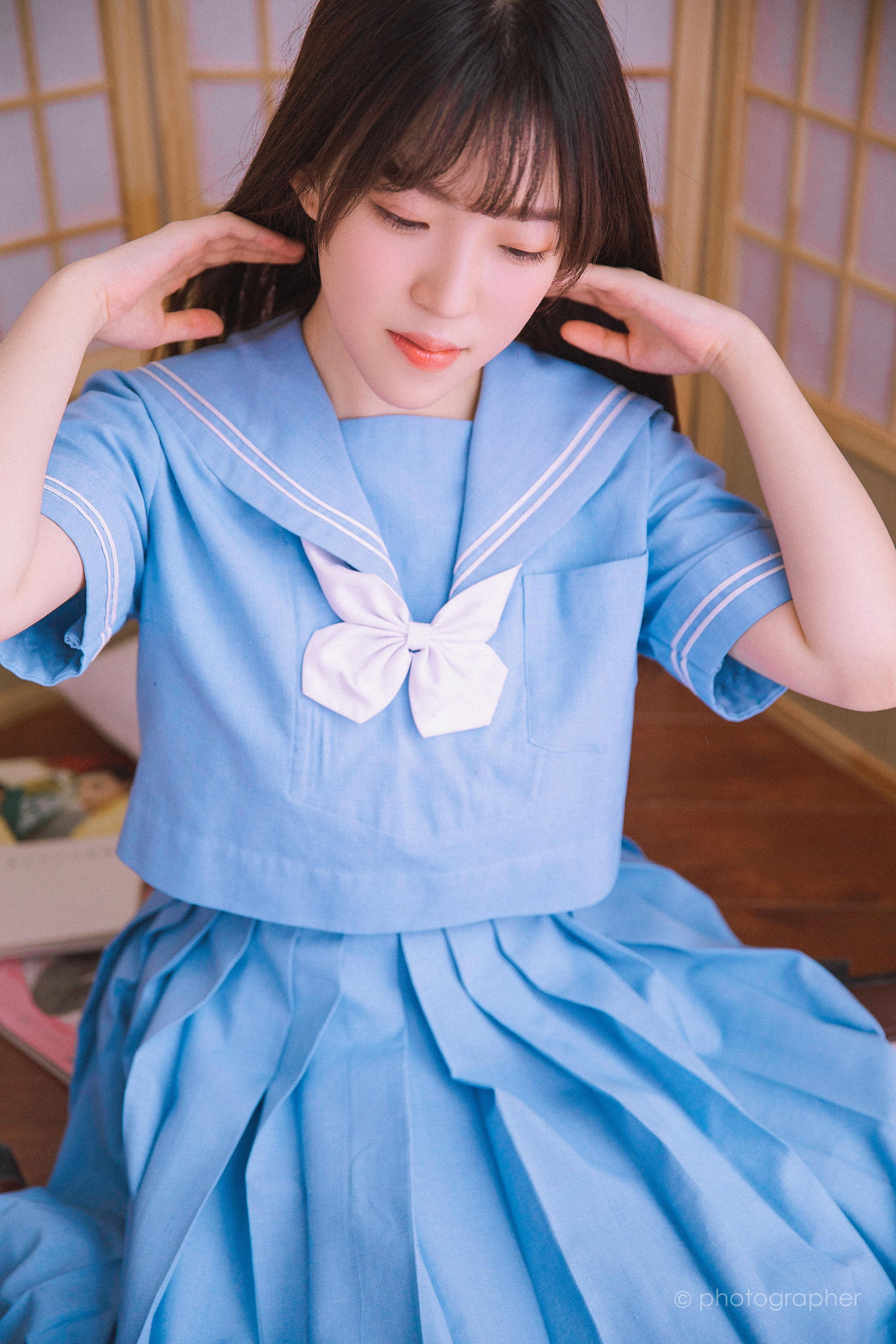 [YALAYI雅拉伊]2022.04.18 感觉良好 青春美少女 蓝色JK水手制服与粉色内衣性感私房写真集第3张