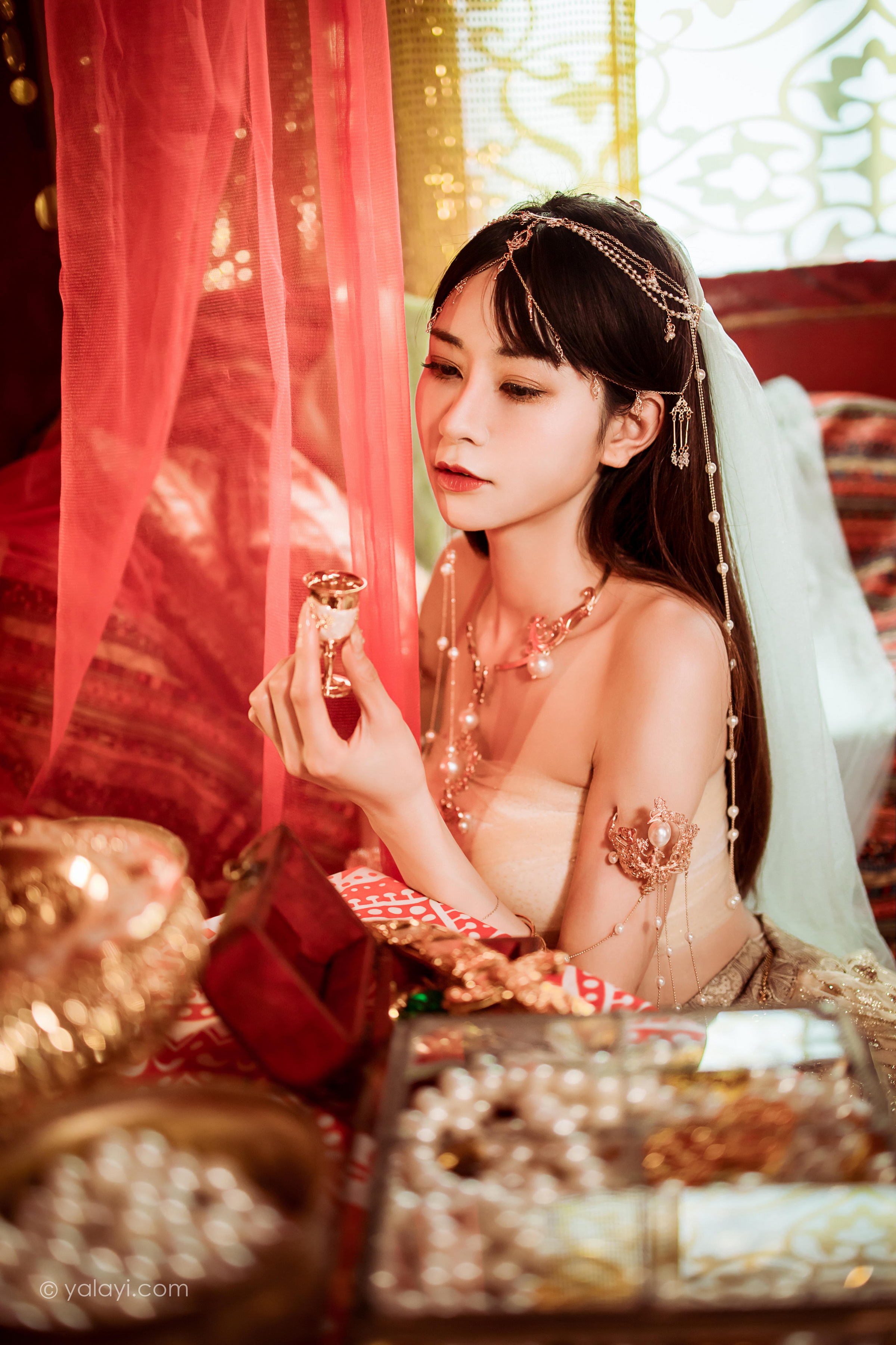 [YALAYI雅拉伊]2022.04.07 风铃公主 陈若冰 白色情趣舞裙加裹胸内衣性感私房写真集第5张