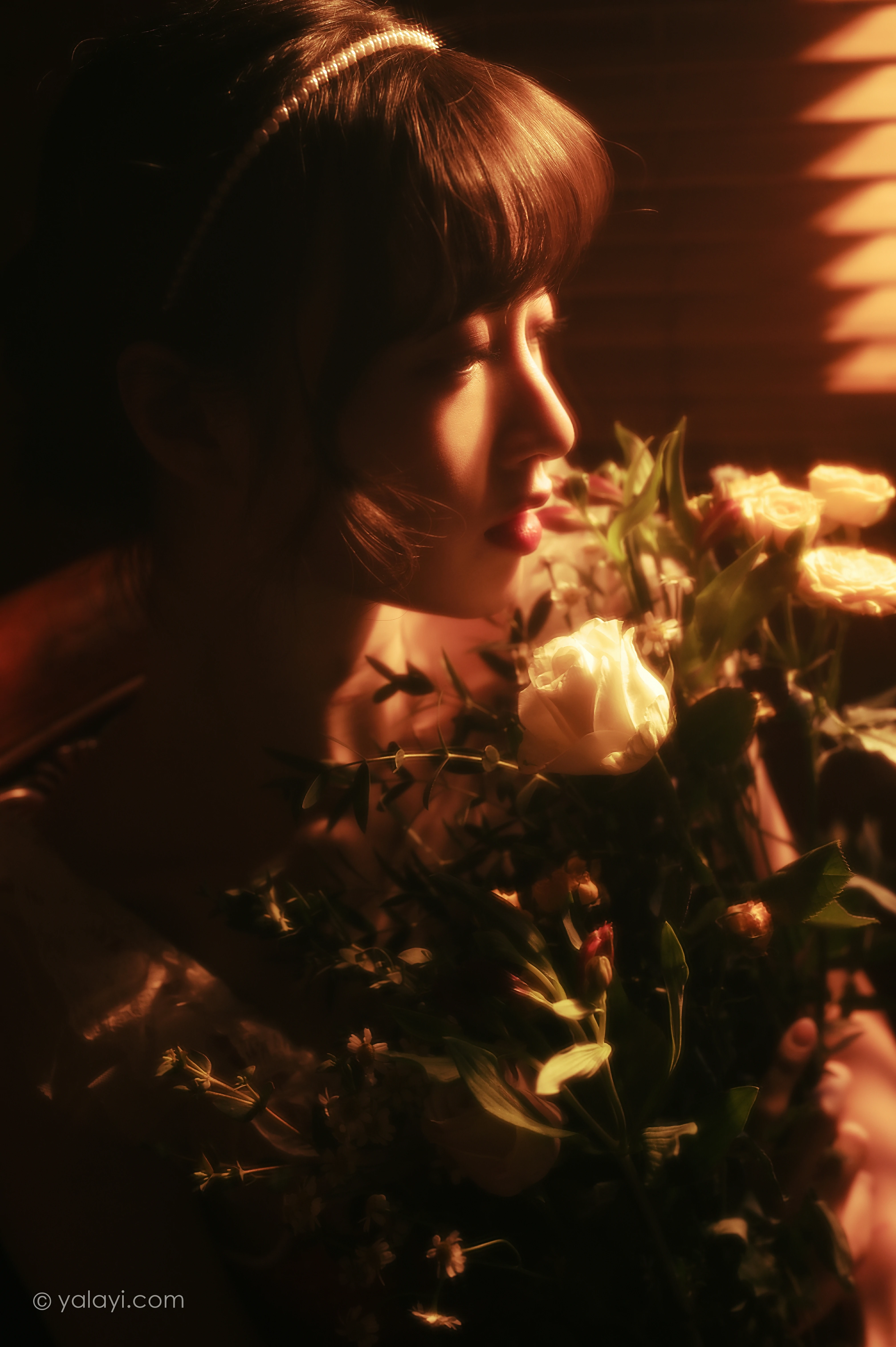 [YALAYI雅拉伊]NO.787 红颜旧梦 京京 红色紧身连体内衣性感私房写真集第5张