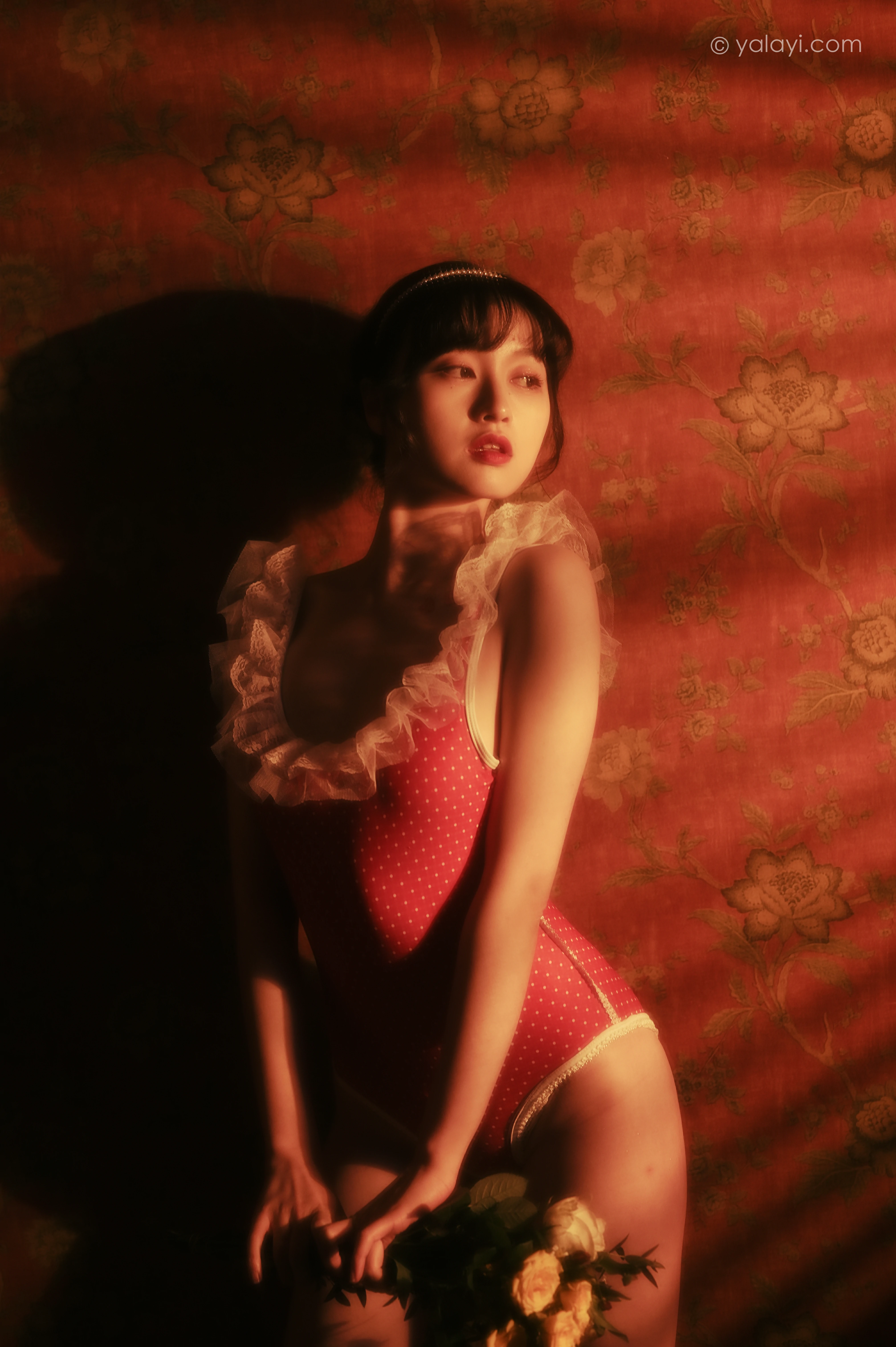 [YALAYI雅拉伊]NO.787 红颜旧梦 京京 红色紧身连体内衣性感私房写真集第10张