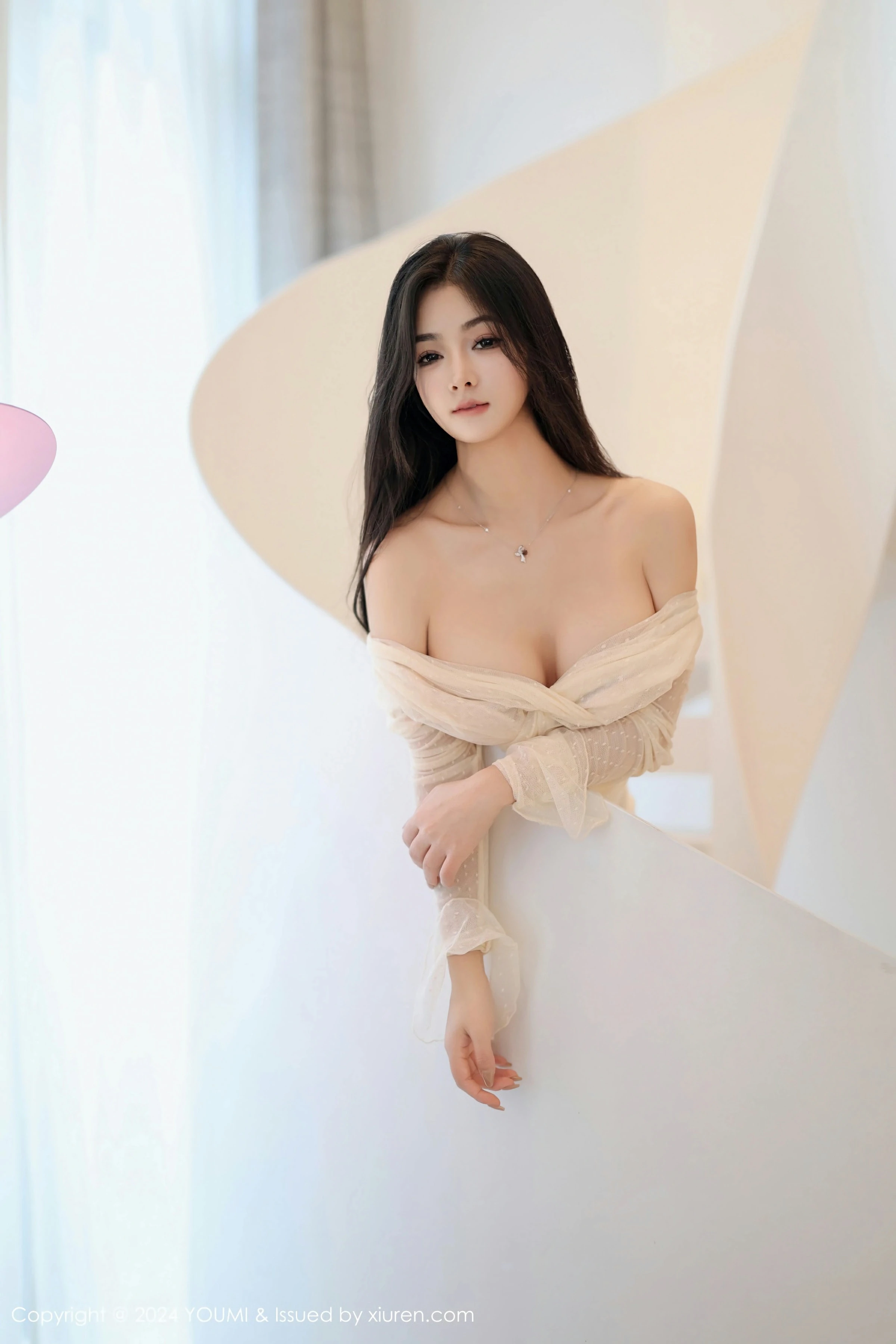  尤蜜荟 VOL.1072 谭小灵 [96P]第5张